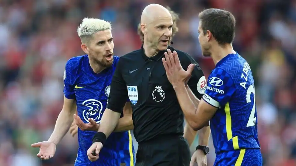 Premier League: Chelsea fraction ideas with Liverpool after controversial VAR resolution