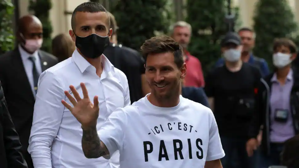 See: Lionel Messi’s first day in Paris sooner than signing up for PSG