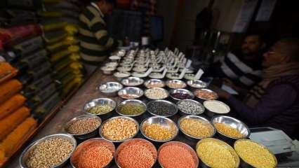 Prices of pulses, suitable for eating oil system to plot down from February, says govt