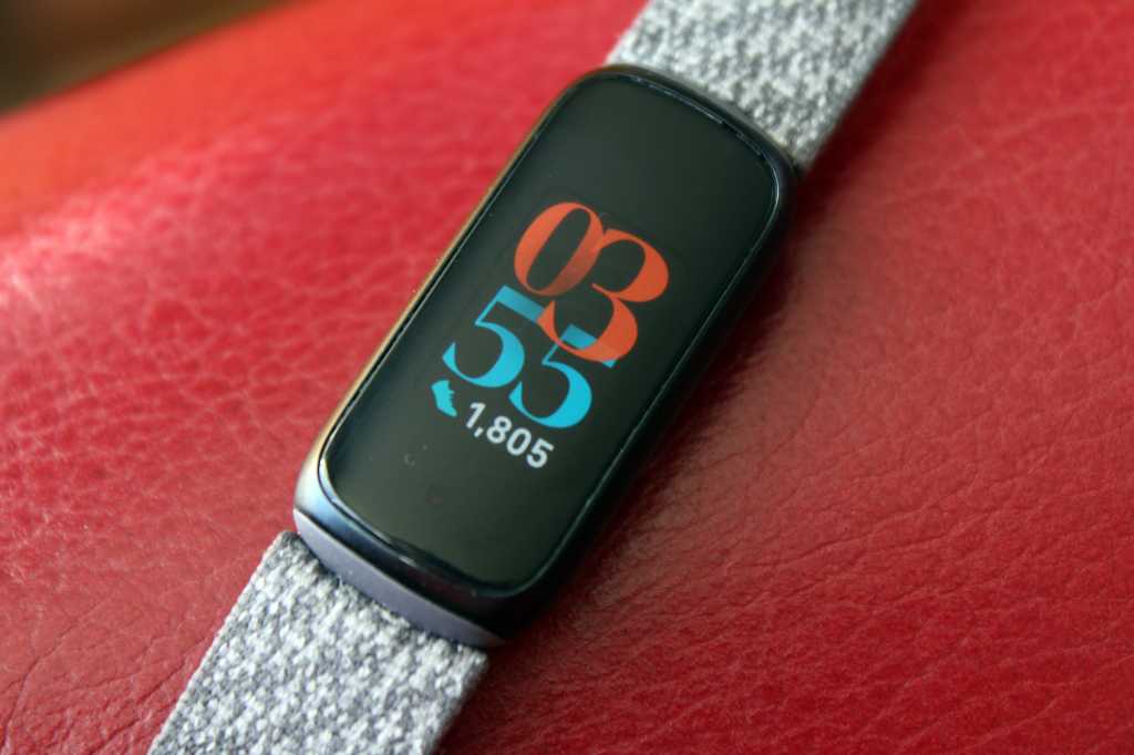 Fitbit Luxe evaluate: This real tracker’s deluxe mark delivers on appears to be like, no longer aspects