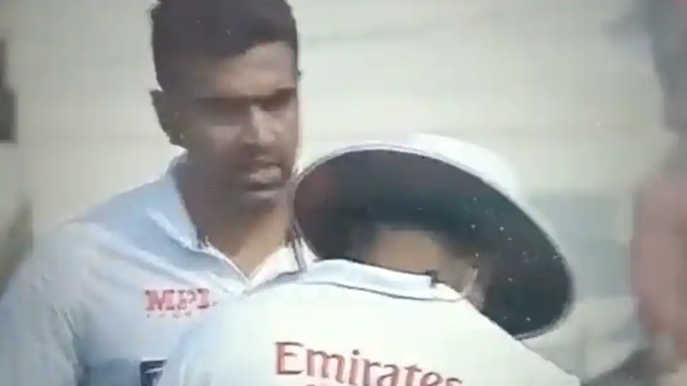 R Ashwin argues with umpire Nitin Menon on Day 3 of 1st IND vs NZ Test
