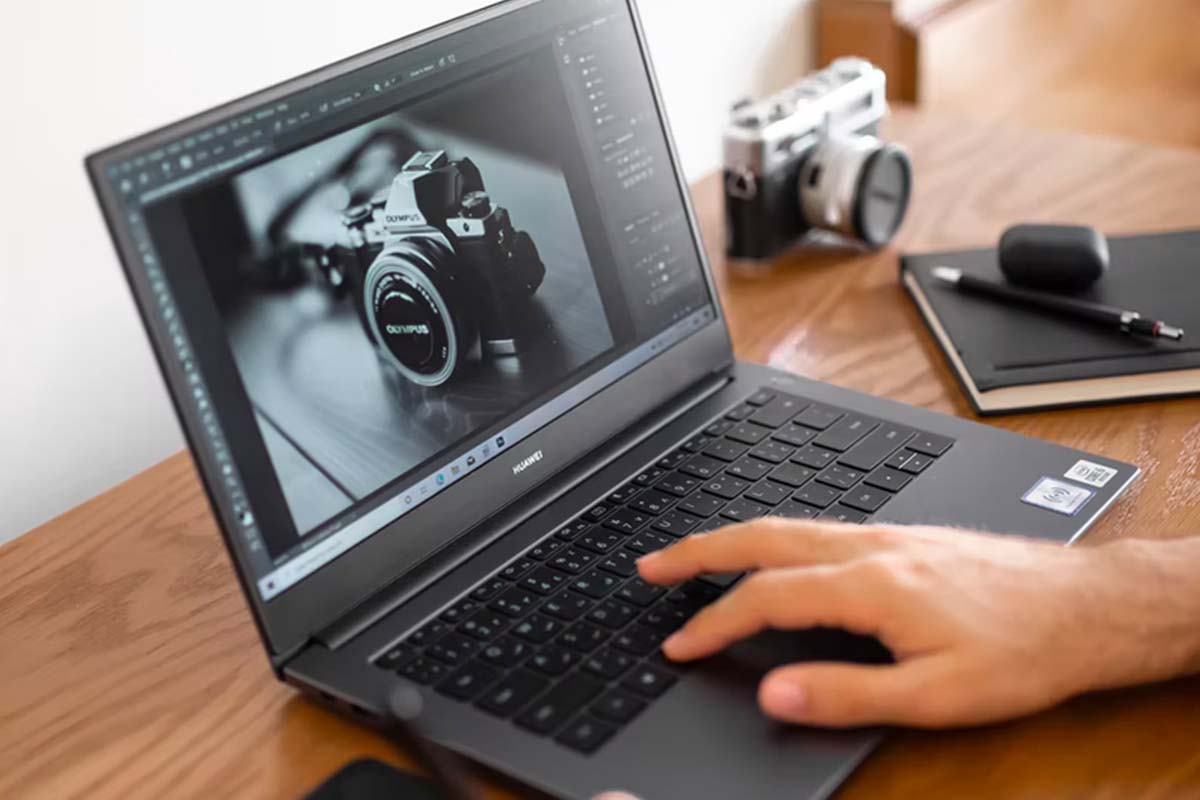 Photos can trip from dumb to beautiful with this $49 photo editing bundle