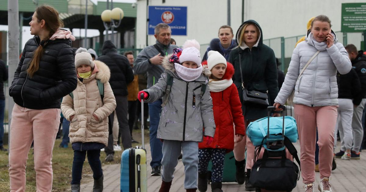 Who will lift in Ukraine’s refugees?