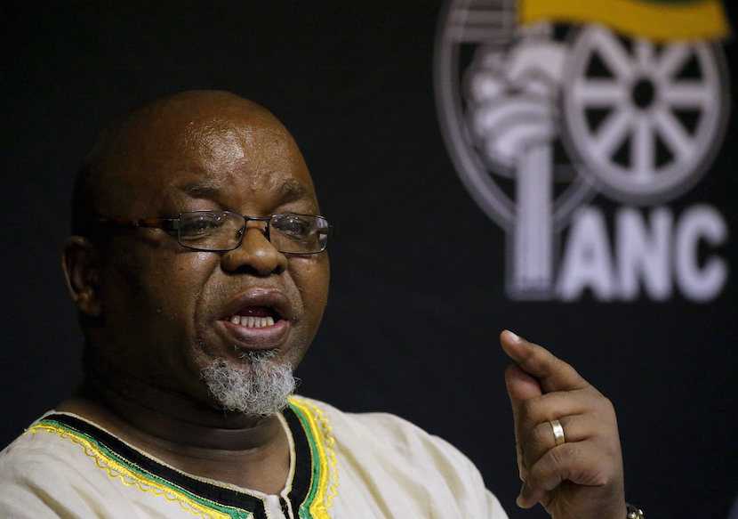 All a-shudder with shaky ‘green info’ – Ivo Vegter on a comely Gwede Mantashe