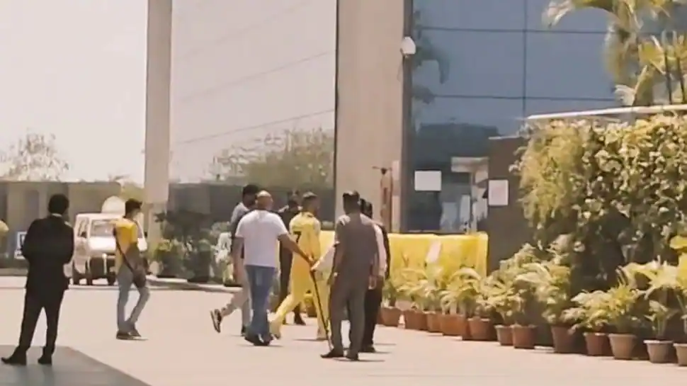 WATCH: MS Dhoni seen in CSK’s IPL 2022 jersey