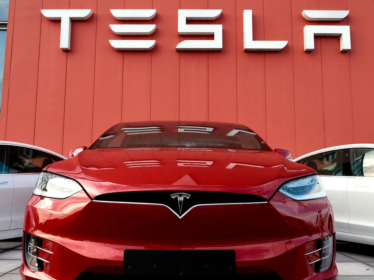 Tesla teamed up with Samsung in a $436 million deal