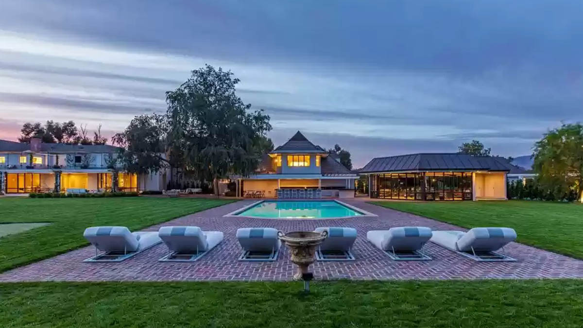 Freshly Restored and Renovated, Bob Hope Property Readily available for $29M