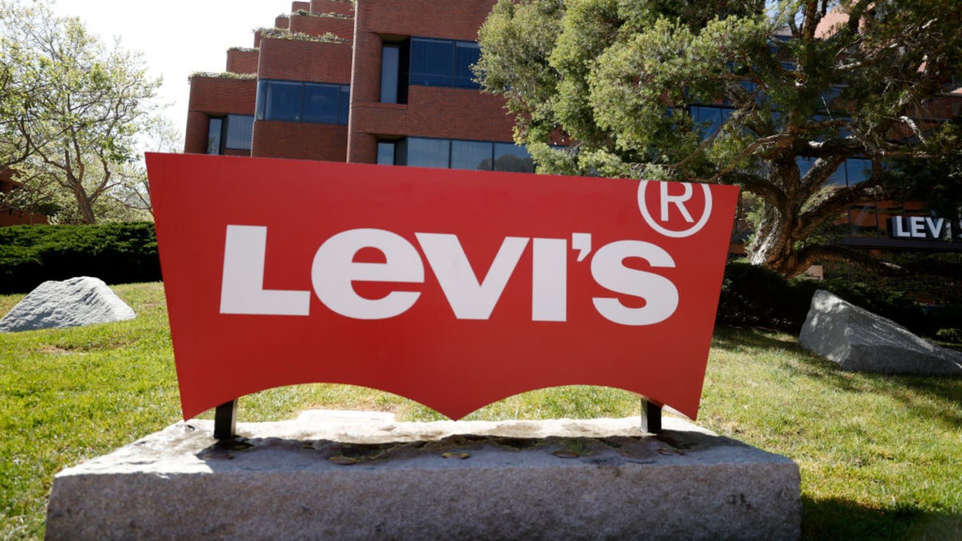 Levi Strauss hikes dividend as second-quarter earnings exceed expectations