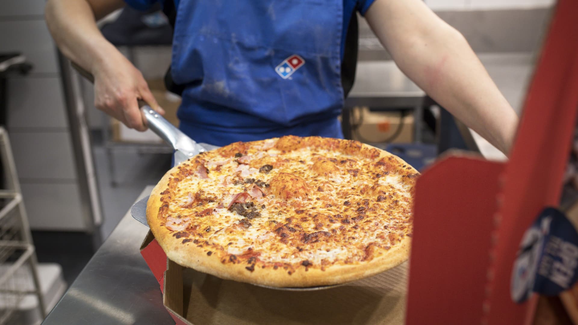 Domino’s earnings leave out expectations as pizza chain struggles with driver shortage, elevated costs