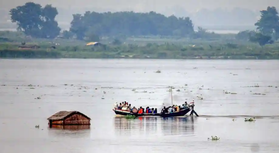 Bihar: Overloaded boat carrying 55 of us sinks in Ganges river