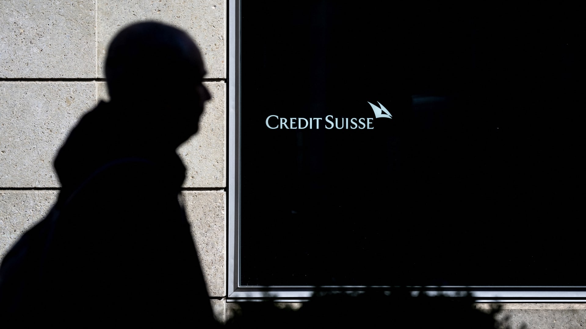 Financial shares fall as Credit rating Suisse turns into newest disaster for the sphere