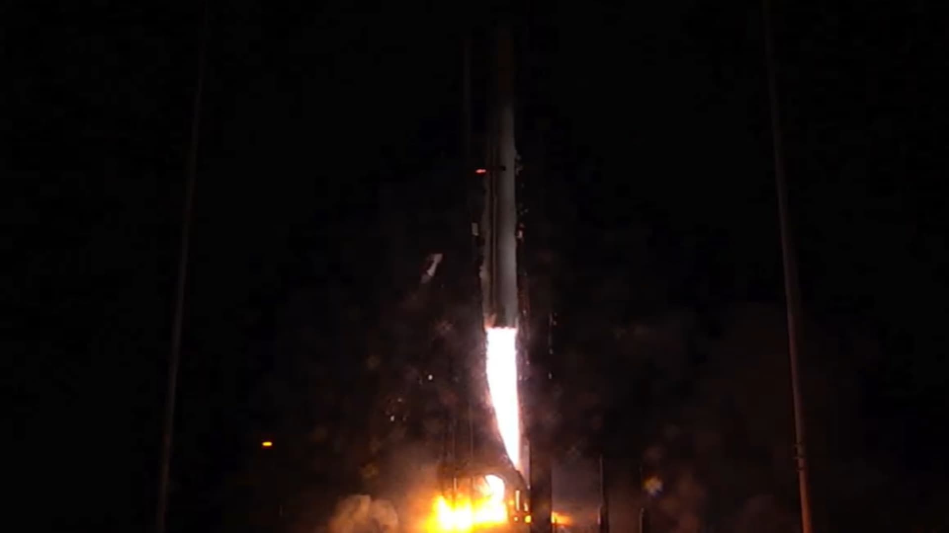 Relativity’s first 3D-printed rocket launches successfully but fails to attain orbit