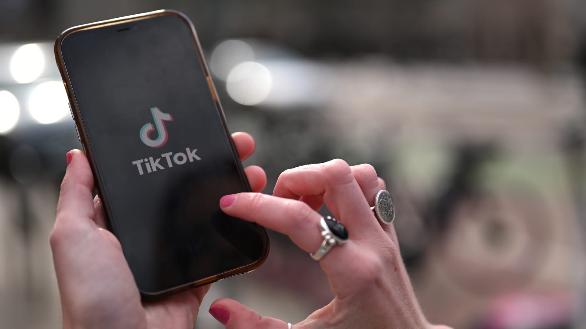 Montana lawmakers plod bill to ban TikTok