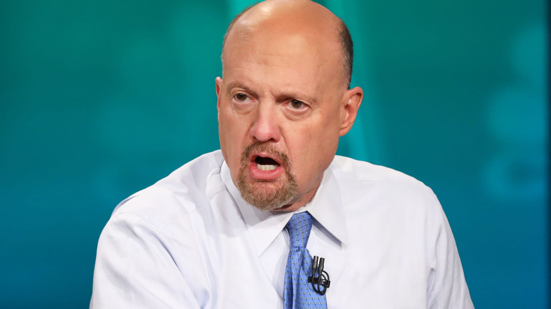 Stable particular person performers can buoy complete sectors, Jim Cramer says