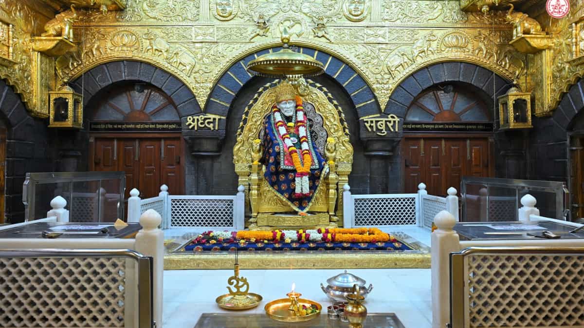 Shirdi Temple authorities snort reports of shutdown, instruct ‘aartis, religious traditions will continue’