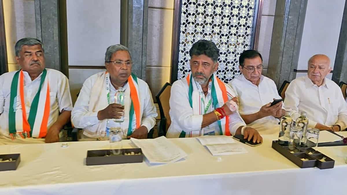 Karnataka Election Outcomes 2023: DK Shivakumar or Siddaramaiah, who may be the next chief minister?
