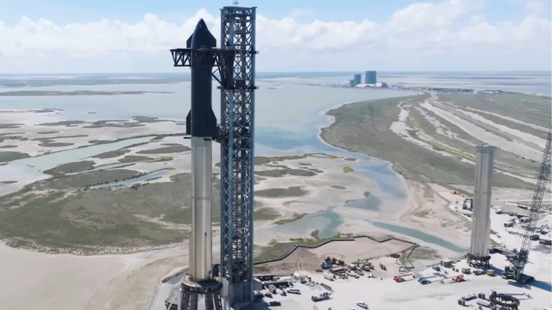 SpaceX residing to affix FAA to fight environmental lawsuit that can extend Starship work