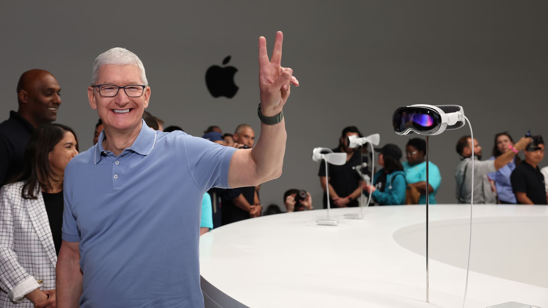 Apple Imaginative and prescient Expert: Spectacular specs, contemporary plan of interacting would possibly perchance wait on it ruin the VR curse