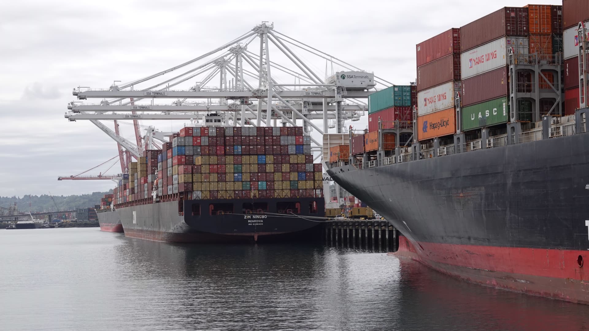 Port of Seattle closed consequently of ILWU labor strife