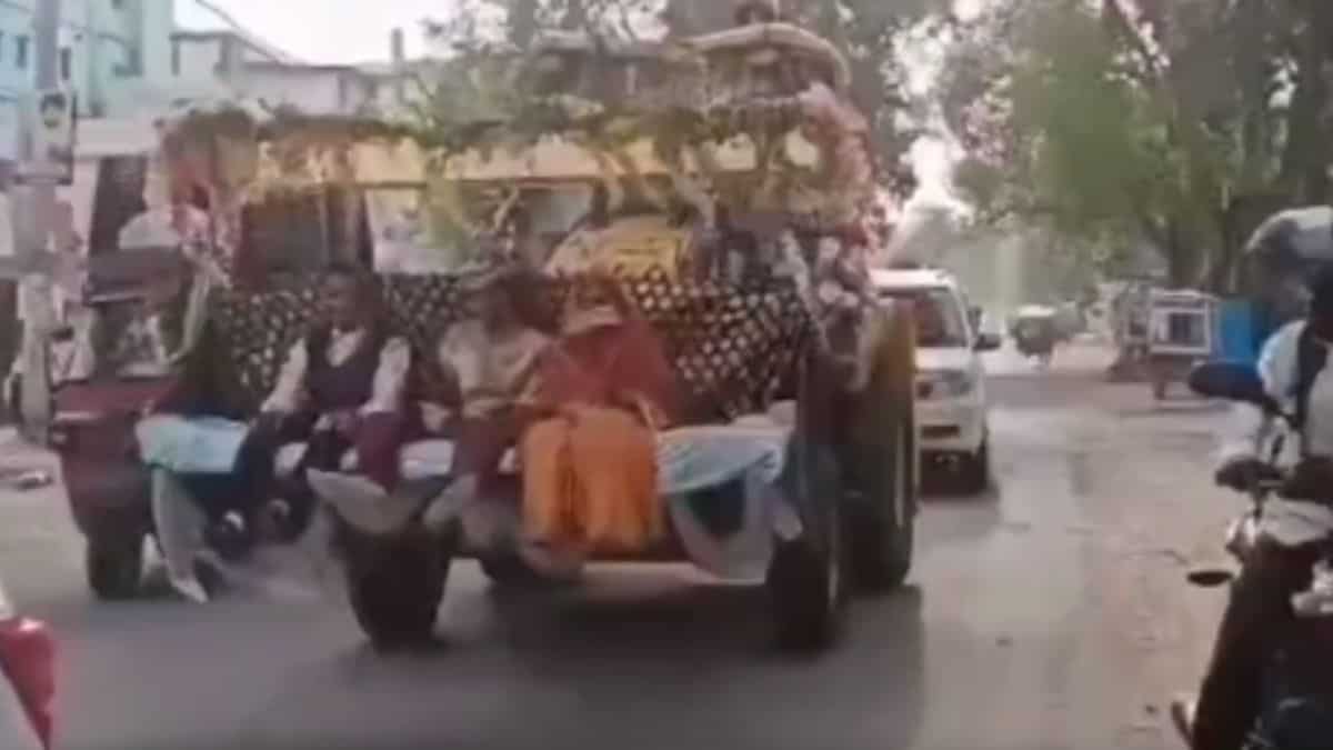 See | Groom takes bride dwelling on a decorated bulldozer in Indian teach of Jharkhand