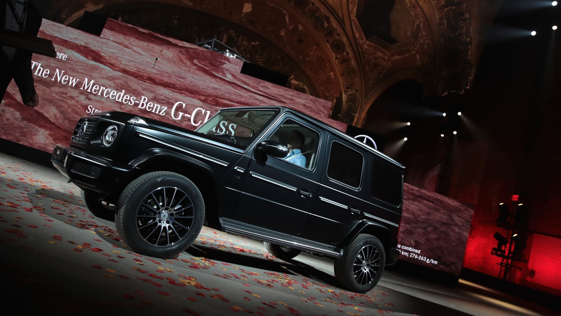 Mercedes to liberate a smaller version of its G Class luxurious SUV