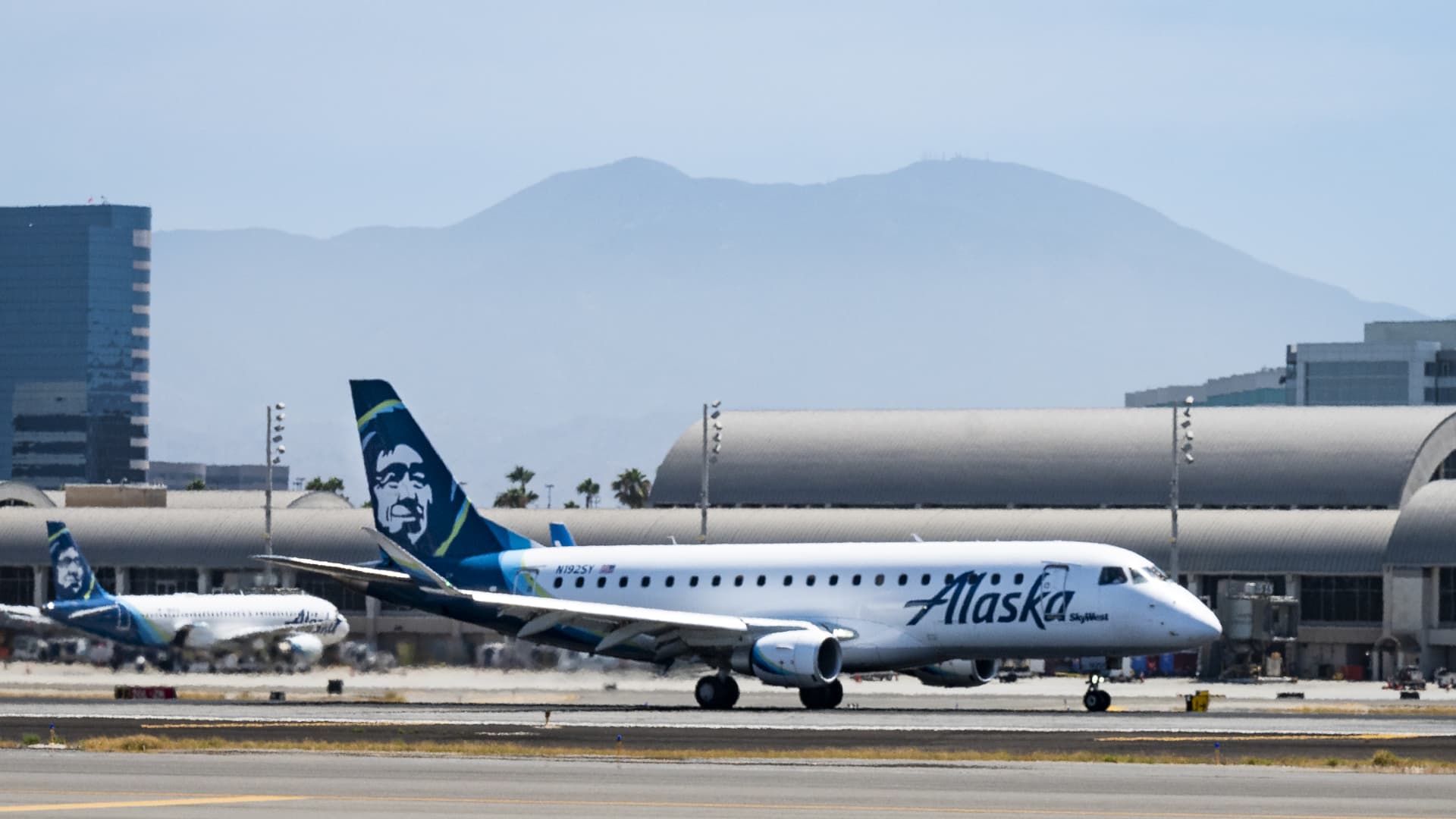 Off-accountability Alaska Airlines pilot warned ‘I’m now not k’ earlier than alleged strive to disable plane engines