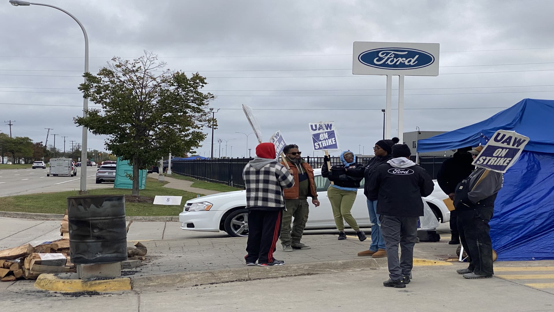 Ford reinstates 2023 steering, says UAW deal to price $8.8 billion over existence of the contract