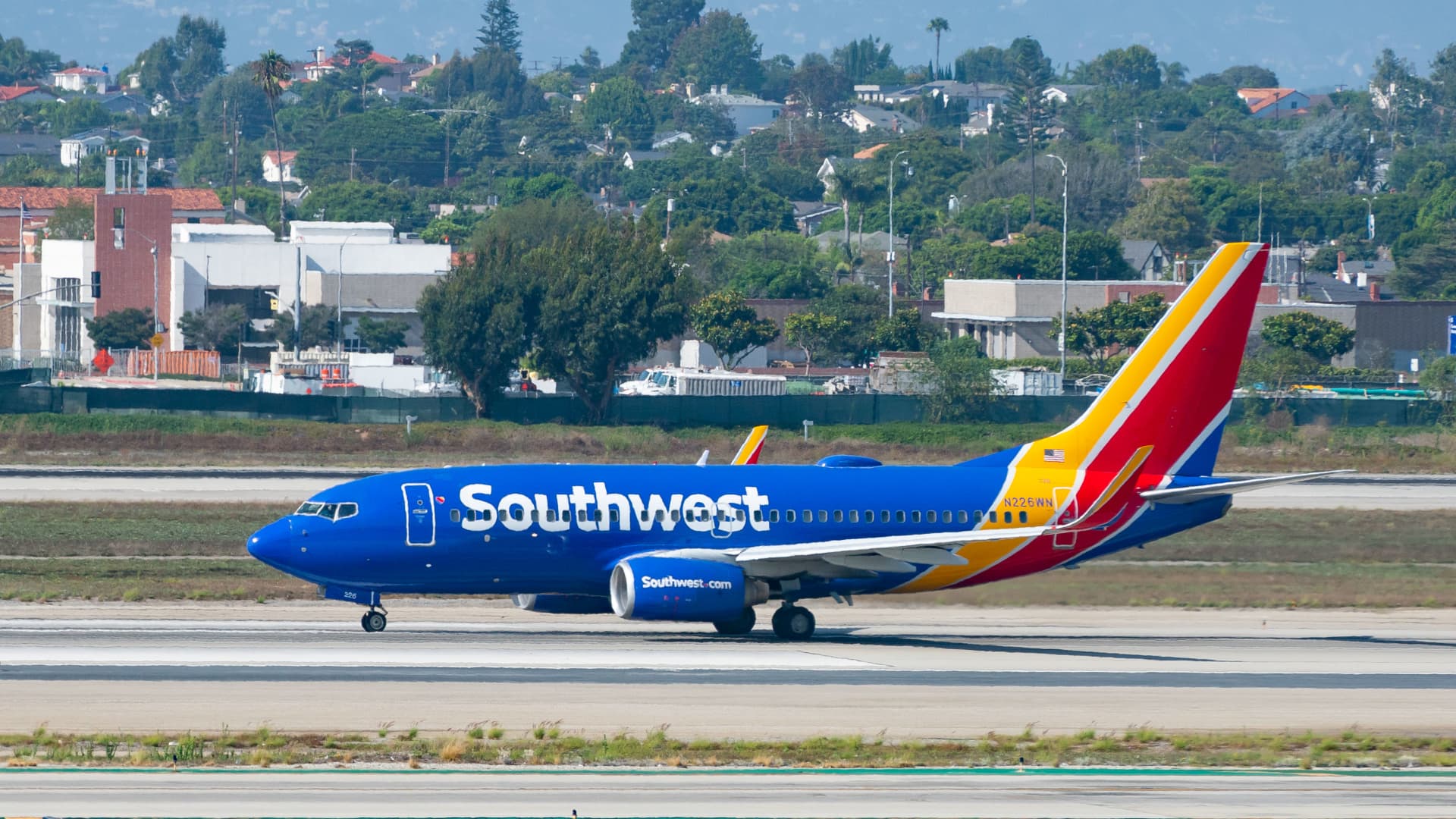 Southwest Airlines, pilots’ union attain preliminary labor deal after years of contentious talks