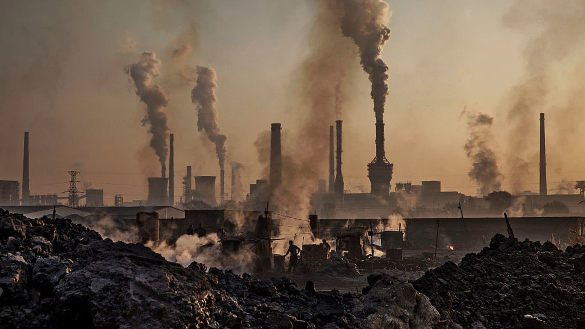World’s two biggest coal customers obtained’t be weaning off the fossil fuel anytime rapidly