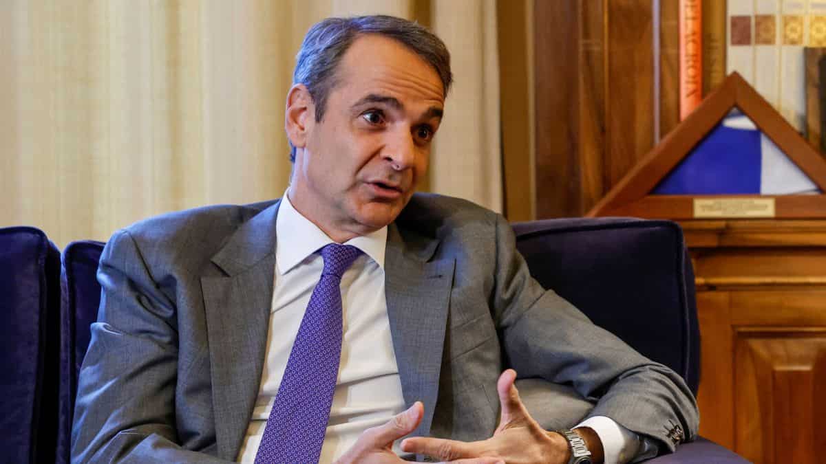 Greek PM Kyriakos Mitsotakis to scamper back and forth to India in February
