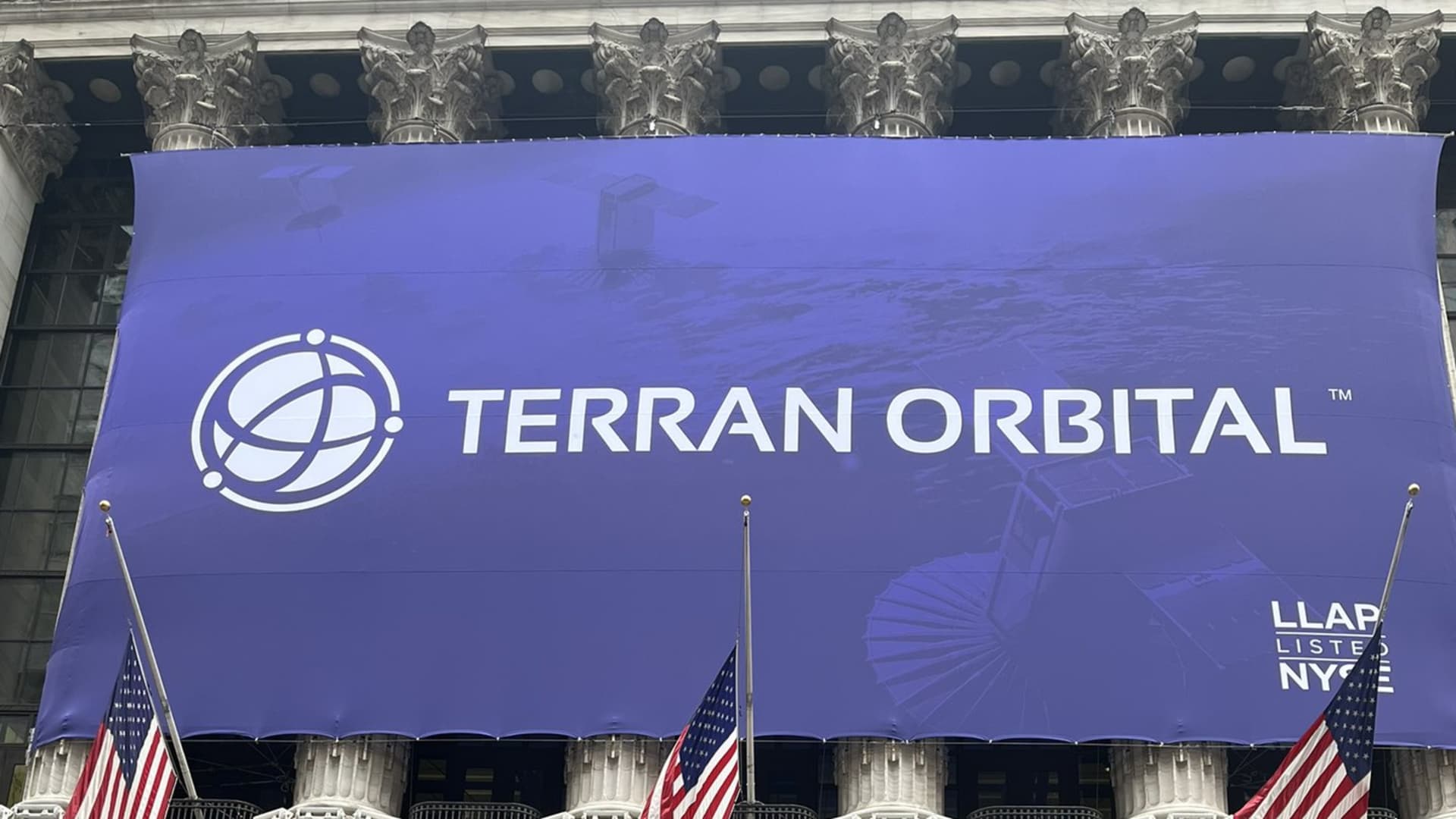Lockheed Martin appears to bear spacecraft maker Terran Orbital for nearly $600 million