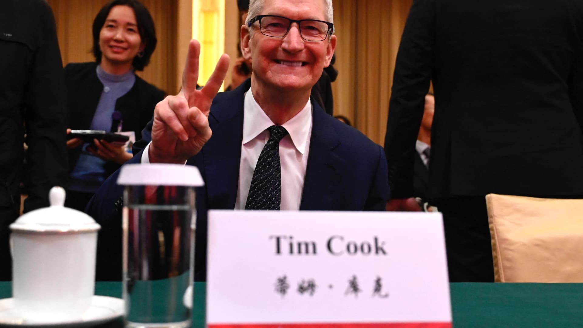 Apple to birth Imaginative and prescient Educated in China this one year, Tim Cook dinner says