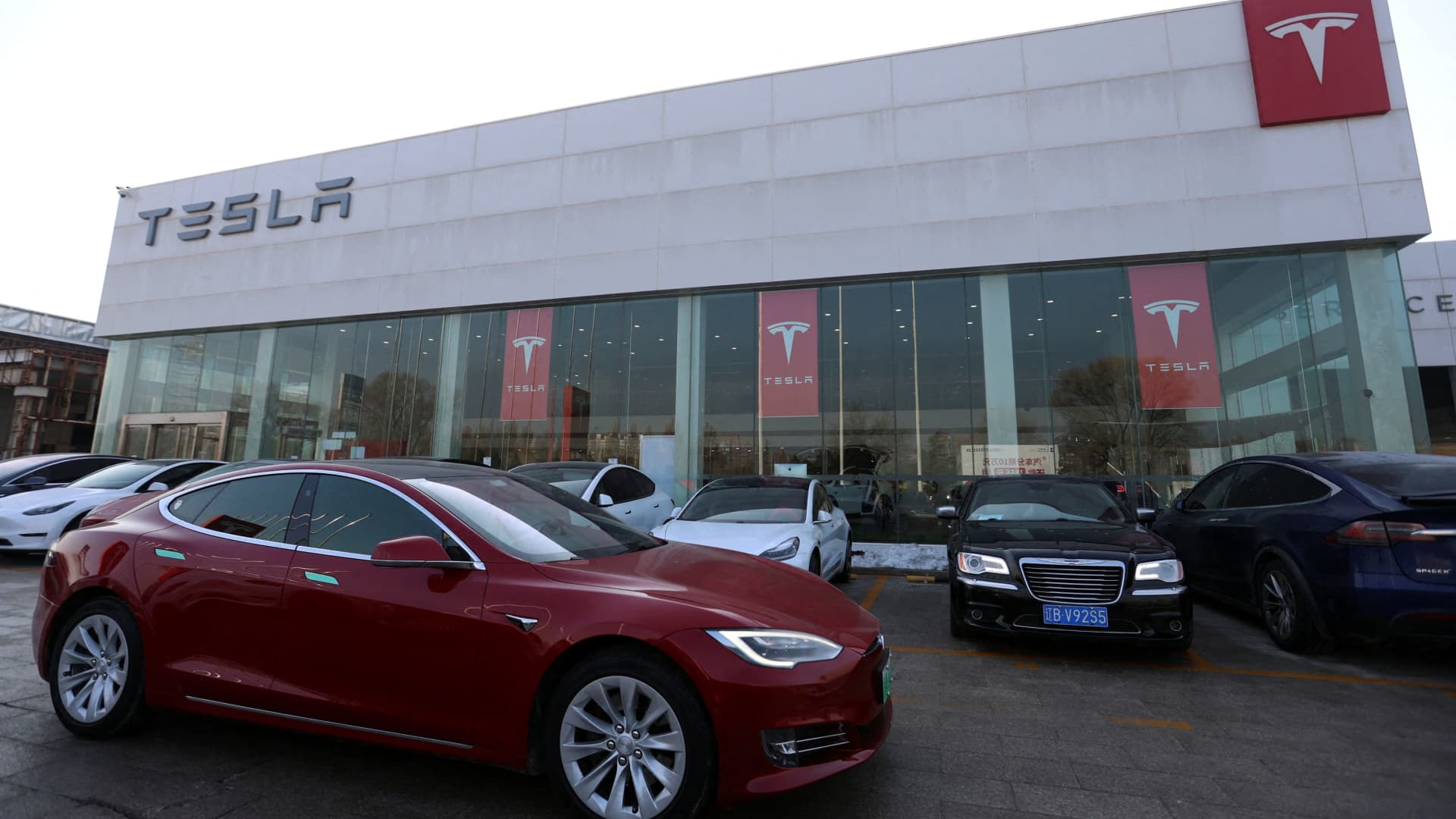 Tesla’s terrible quarter has Wall Avenue on edge sooner than offer numbers