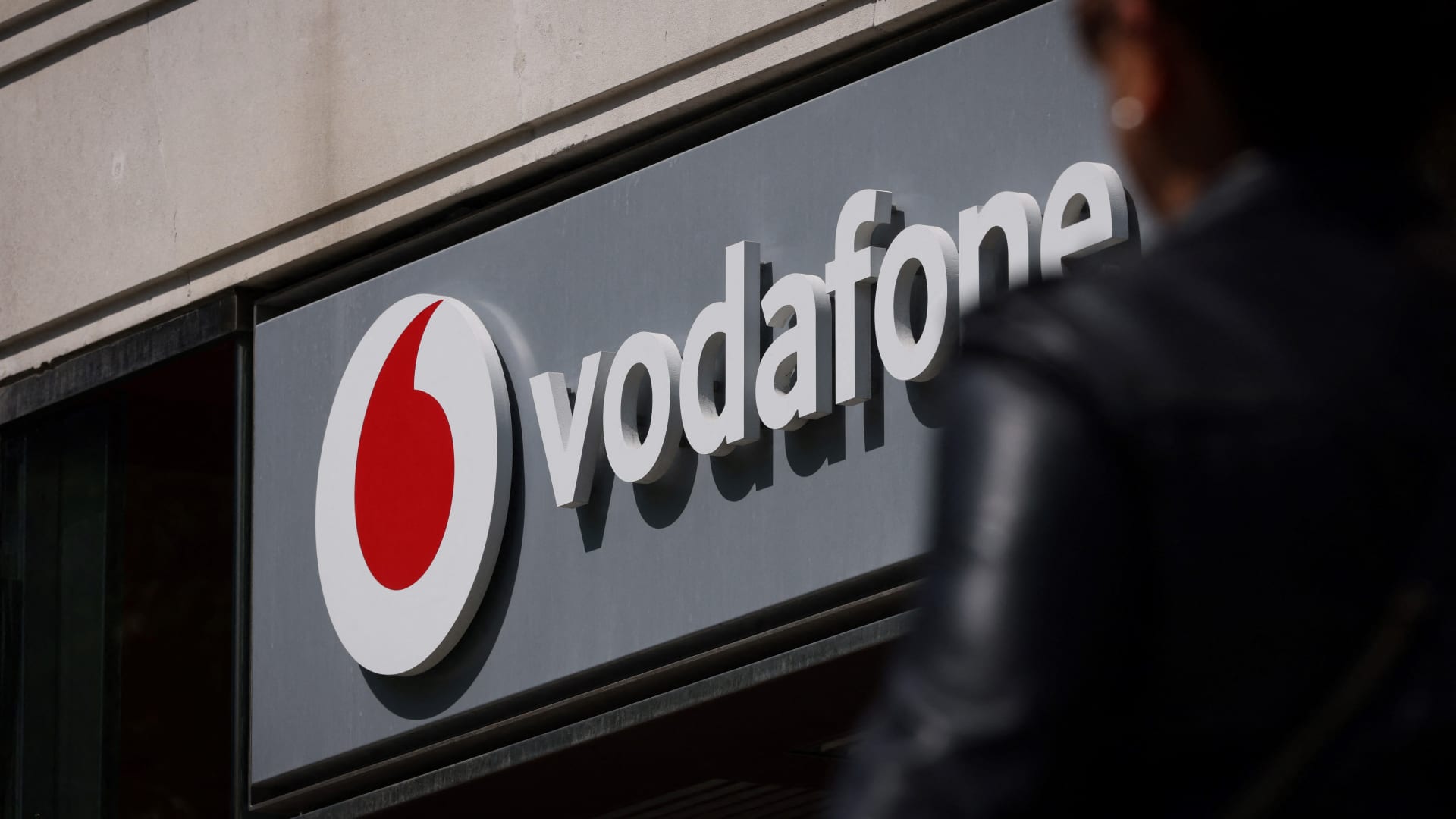 UK regulator refers Vodafone’s merger with Three for in-depth competitors probe