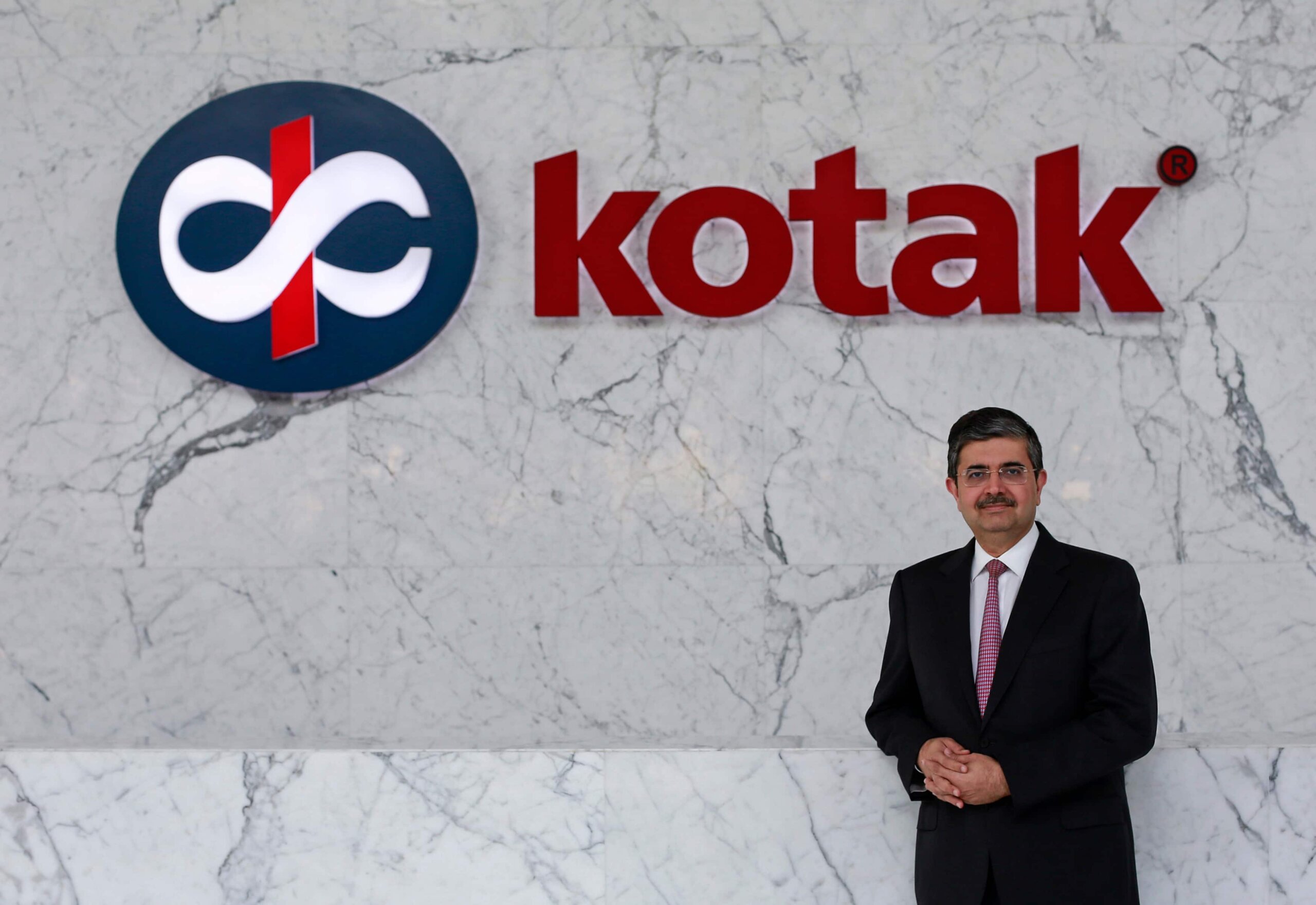 RBI restricts Kotak Mahindra Bank: Stop issuing credit score playing cards, no smooth potentialities by online, cell banking