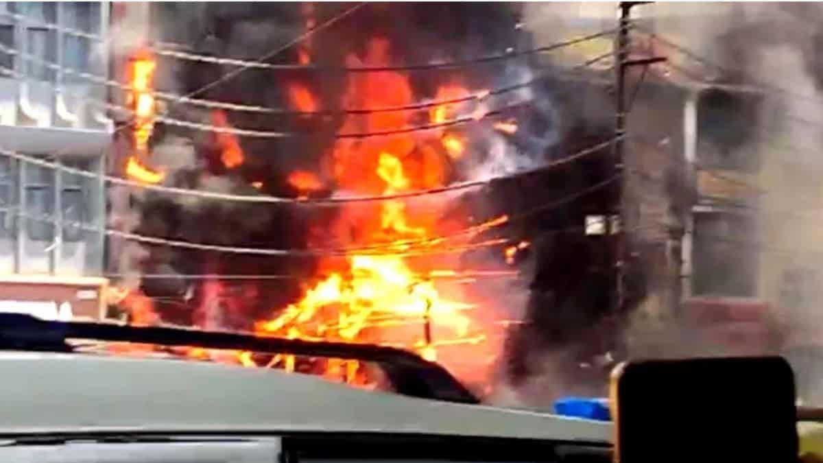 Video: No decrease than 6 killed, 30 injured in big fireplace advance railway place in Bihar’s Patna