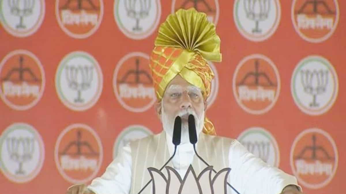 PM Modi takes a jibe at INDIA bloc, says ‘opposition alliance planning to relish 5 PM’s’