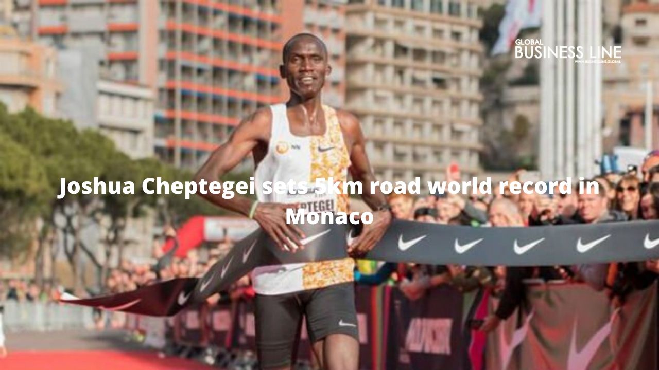 Joshua Cheptegei sets 5km road world record in Monaco